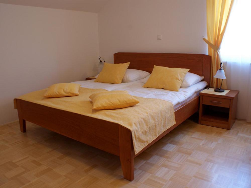 Gostilna In Prenocisce Kocjan Hotell Bizeljsko Rom bilde